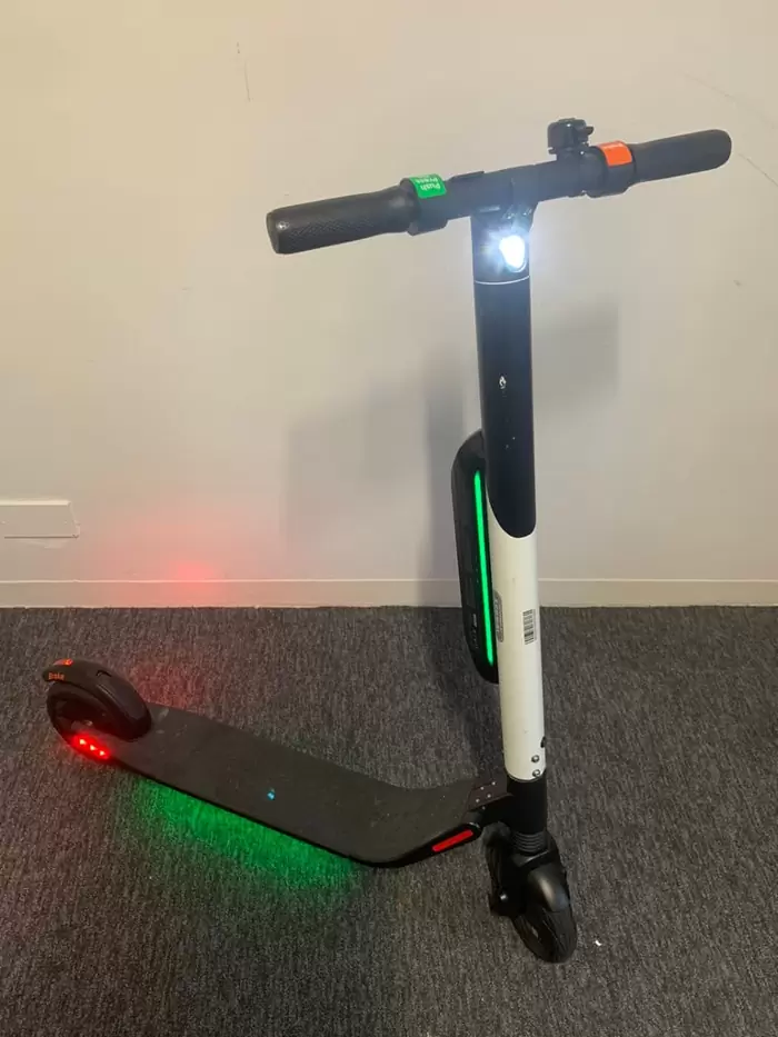 £140.00 Ninebot Segway E-Scooter Adult 2 Wheel non-foldable Powered Scooter
