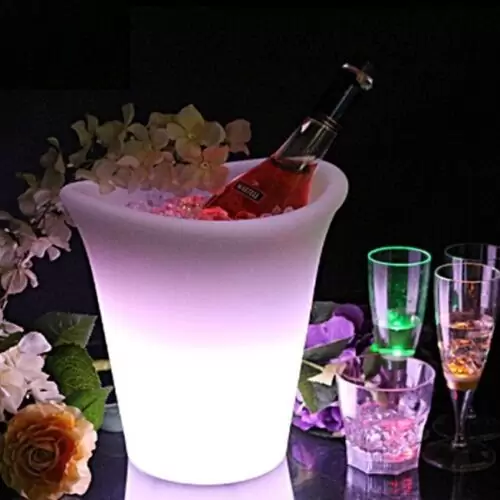 £10.00 SMALL SINGLE BOTTLE ICE BUCKET, LED LITE, MULTICOLOURED with REMOTE