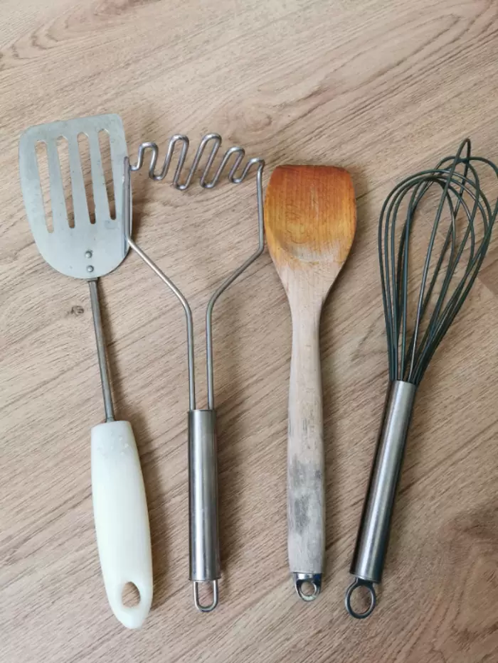 £5.99 Kitchen tools utensils 4 pieces stainless Steel