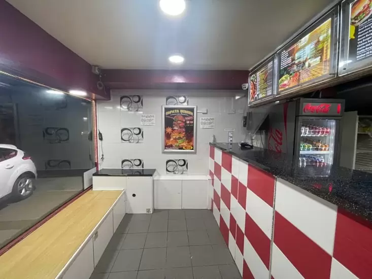 £35,000.00 Takeaway Fast Food Shop Business For Sale - Prime Location - Cheap Rent