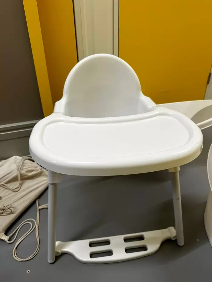Small White High Chair with footrest