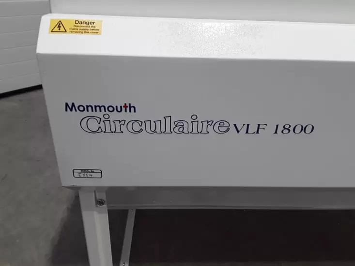 Laminar Flow Cabinet Monmouth Scientific Circulaire VLF 1800